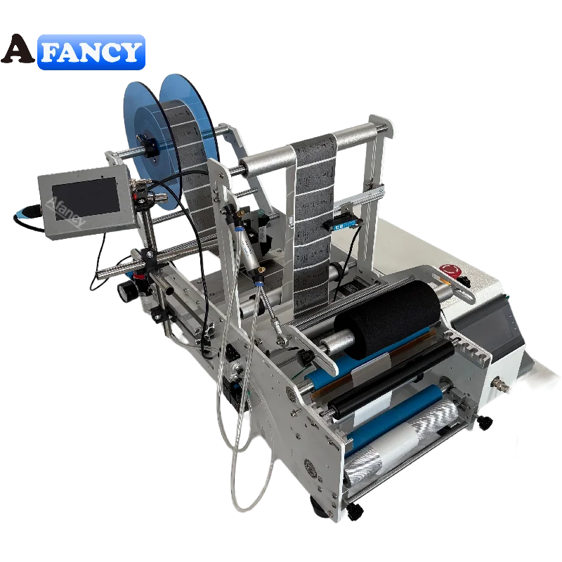 Étiqueteuse de bouteilles de concentré de cannabis CBD (6) Étiqueteuse de bouteilles de concentré de cannabis CBD (6)