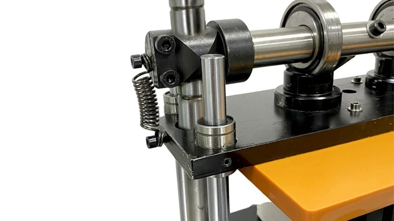 acm-02-capping-head-detail